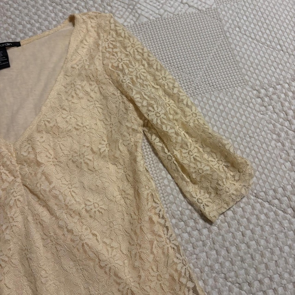 Y2K Creamy Yellow lace blouse - Picture 4 of 5